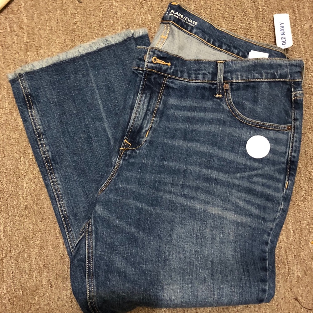 Flair legged Cropped Jeans